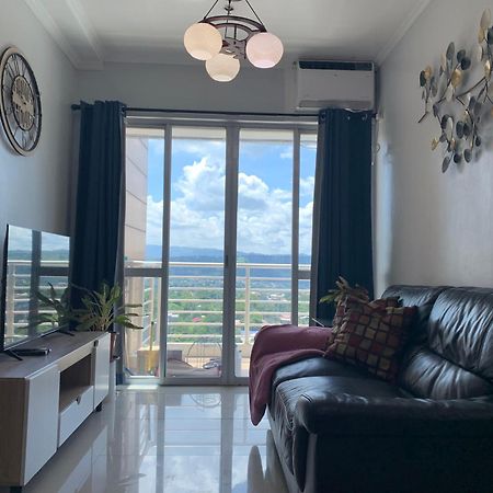 Spacious 2-Bedroom Condo,Wifi,Netflix,Free Parking Cagayan de Oro Exteriér fotografie