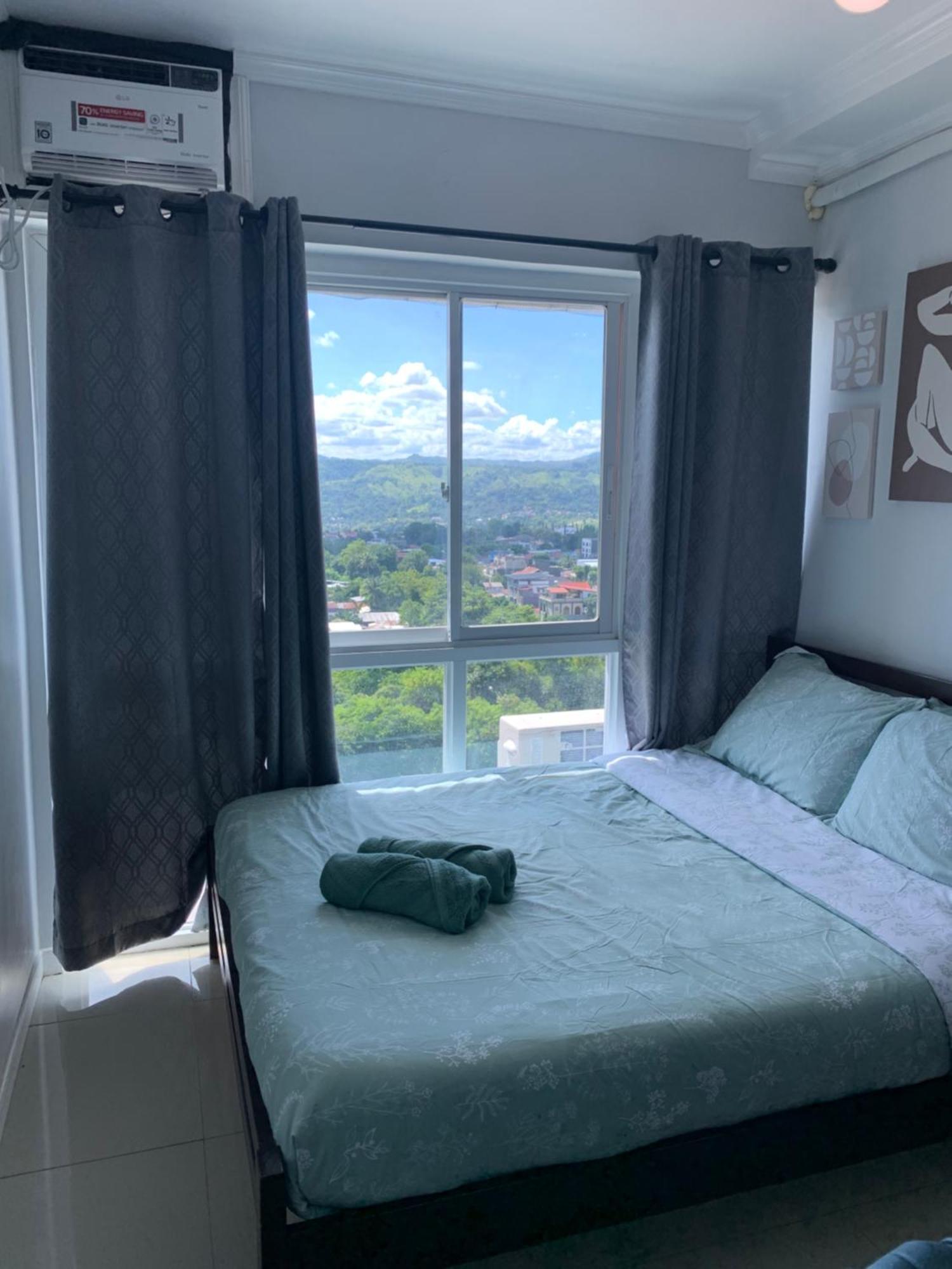 Spacious 2-Bedroom Condo,Wifi,Netflix,Free Parking Cagayan de Oro Exteriér fotografie