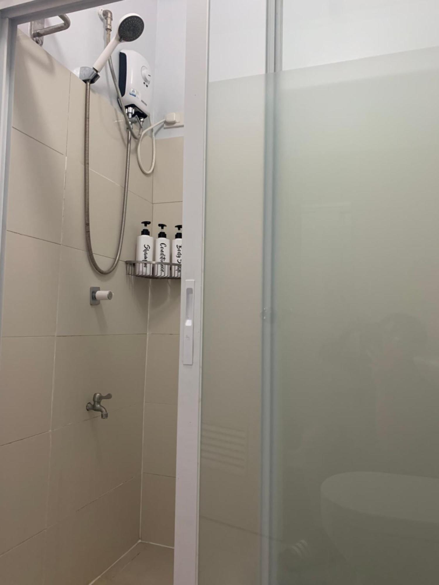 Spacious 2-Bedroom Condo,Wifi,Netflix,Free Parking Cagayan de Oro Exteriér fotografie